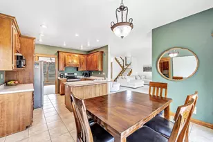 3174 Atlantis Dr, Green Bay, WI 54313 - Photo 9