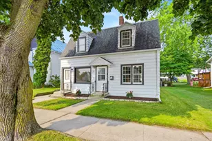 321 Mill St, Algoma, WI 54201 - Photo 3