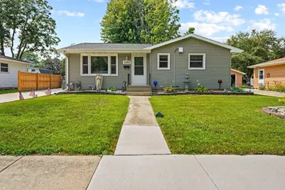 290 Breister Avenue, Fond du Lac, WI 54935 - Photo 1