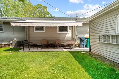 290 Breister Avenue, Fond du Lac, WI 54935 - Photo 5