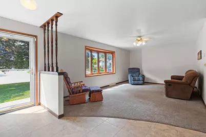 24 S Baraboo Avenue, Sturgeon Bay, WI 54235 - Photo 3