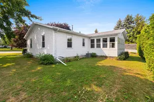 24 S Baraboo Ave, Sturgeon Bay, WI 54235 - Photo 41
