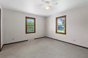 24 S Baraboo Ave, Sturgeon Bay, WI 54235 - Photo 21