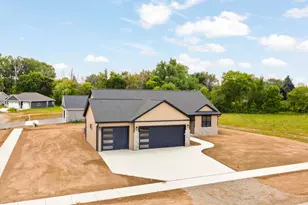W1973 Grode Ct, Kaukauna, WI 54130 - Photo 55