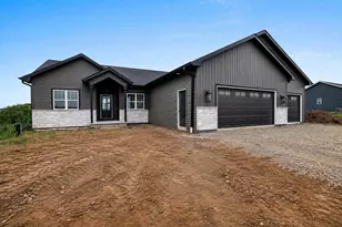 3685 Evelyn Rose Ln, Suamico, WI 54313 - Photo 31