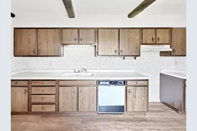 130 Barton Road, Oshkosh, WI 54904 - Photo 7