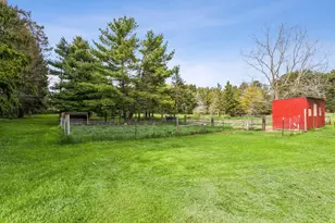 3720 E Hillcrest Rd, Two Rivers, WI 54241 - Photo 19