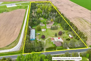 3720 E Hillcrest Rd, Two Rivers, WI 54241 - Photo 1