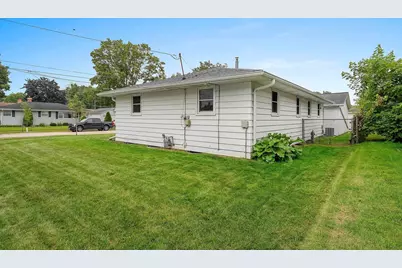 1404 Spence Street, Green Bay, WI 54304 - Photo 47
