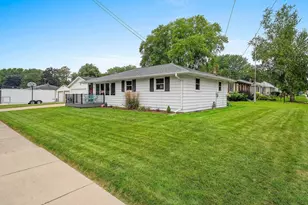 1404 Spence St, Green Bay, WI 54304 - Photo 39
