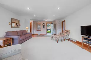 2767 Englewood Rd, Green Bay, WI 54311 - Photo 7