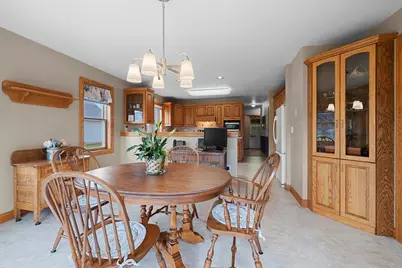2767 Englewood Road, Green Bay, WI 54311 - Photo 9