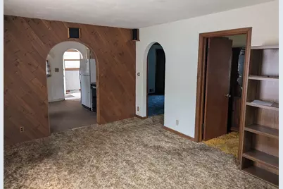 1335 Sherrin Street, Oshkosh, WI 54904 - Photo 7