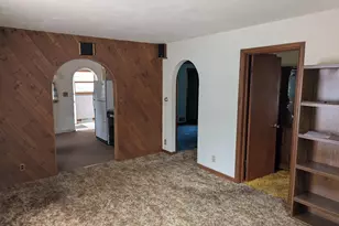 1335 Sherrin St, Oshkosh, WI 54904 - Photo 7