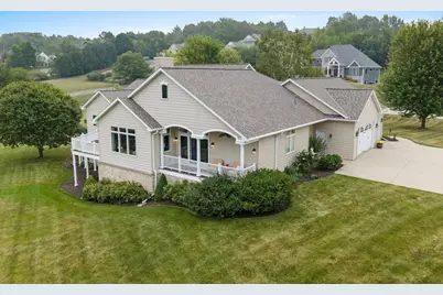 1707 Limestone Trail, De Pere, WI 54115 - Photo 5