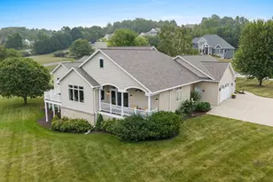 1707 Limestone Trail, De Pere, WI 54115 - Photo 5
