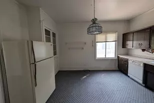726 S Jackson St, Green Bay, WI 54301 - Photo 7
