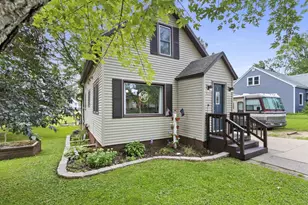 929 S Bartlett St, Shawano, WI 54166 - Photo 3