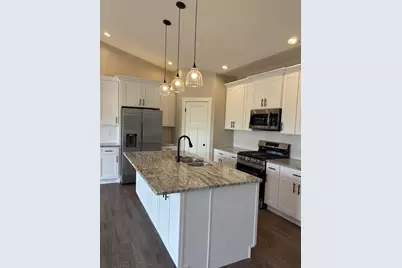 8339 Marlo Avenue, Neenah, WI 54956 - Photo 21