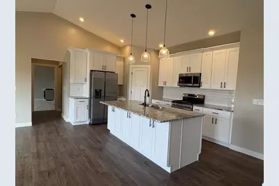 8339 Marlo Avenue, Neenah, WI 54956 - Photo 19