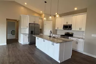 8339 Marlo Ave, Neenah, WI 54956 - Photo 19