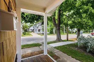 935 Quincy St, Sturgeon Bay, WI 54235 - Photo 3