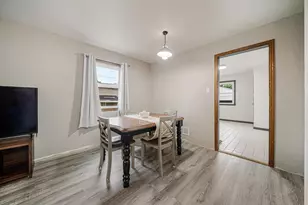 107 S Oneida St, Green Bay, WI 54303 - Photo 9