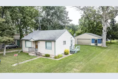 N5138 Center Street, Fremont, WI 54940 - Photo 17