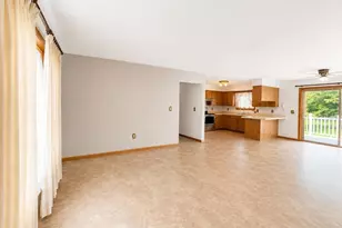353 E Cumberland St, Berlin, WI 54923 - Photo 7