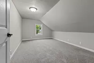 755 Oak St, Oshkosh, WI 54901 - Photo 27