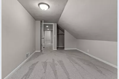 755 Oak Street, Oshkosh, WI 54901 - Photo 21