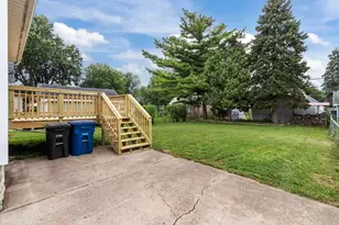 755 Oak St, Oshkosh, WI 54901 - Photo 31