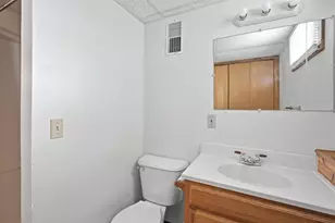 132 Blithe St, Green Bay, WI 54303 - Photo 19