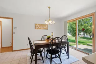 1405 Pinewood Ct, New London, WI 54961 - Photo 11