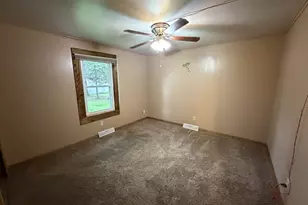 N6005 Lake Dr, Shawano, WI 54166 - Photo 13