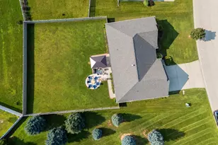 512 Pebblestone Cir, Hobart, WI 54155 - Photo 47