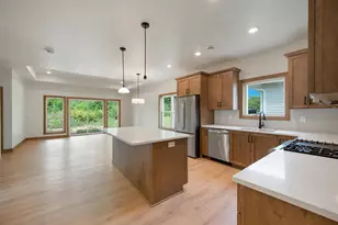 3152 E River Dr, Green Bay, WI 54301 - Photo 13
