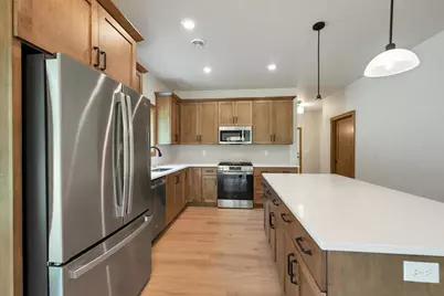 3152 East River Drive, Green Bay, WI 54301 - Photo 9
