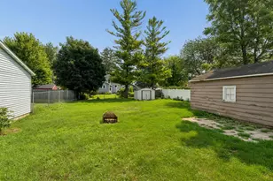 1820 Alaska St, Oshkosh, WI 54902 - Photo 21