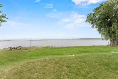 6392 Lakeshore Road, Winneconne, WI 54986 - Photo 3