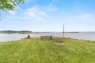 6392 Lakeshore Rd, Winneconne, WI 54986 - Photo 67