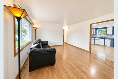 219 Cedar Street, Ripon, WI 54971 - Photo 5