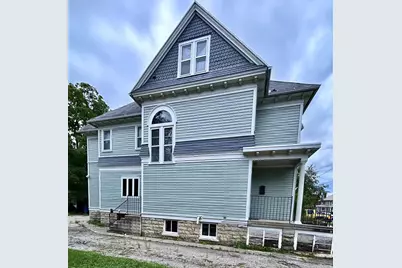 528 Mt Vernon Street, Oshkosh, WI 54901 - Photo 3