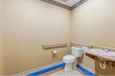 180 Knights Way #200, Fond du Lac, WI 54935 - Photo 47