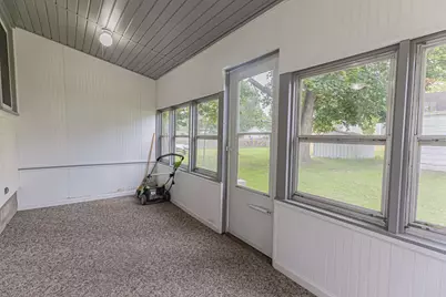 610 E Schurz Street, Shawano, WI 54166 - Photo 9