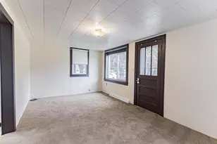 610 E Schurz St, Shawano, WI 54166 - Photo 3