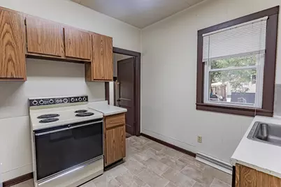 610 E Schurz Street, Shawano, WI 54166 - Photo 5