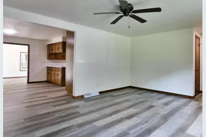 4347 Sandy Lane, Suamico, WI 54173 - Photo 19