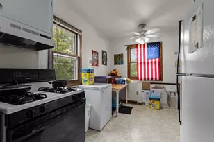 1842 Evans St, Oshkosh, WI 54901 - Photo 11