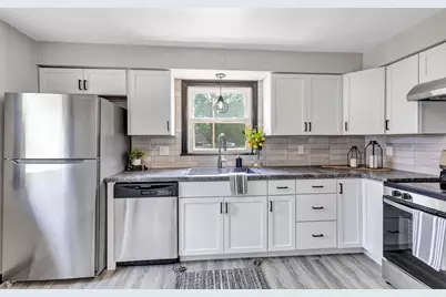 2302 Glendale Avenue, Green Bay, WI 54303 - Photo 9
